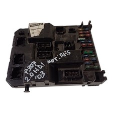 SCATOLA PORTA FUSIBILI PER