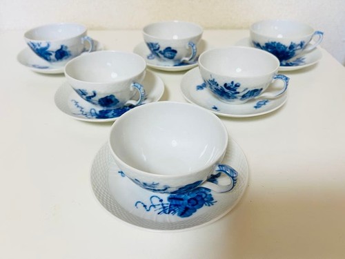 Royal copenhagen blue flower - royal,