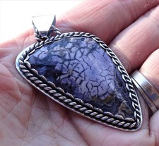 INCREDIBLE TIFFANY STONE