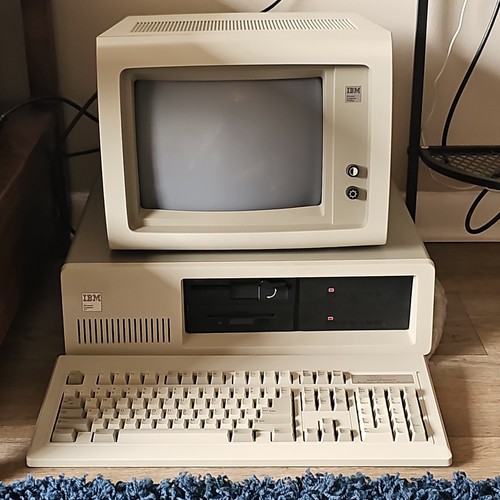 Vintage ibm 5160 - pc, xt