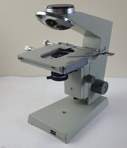 Microscopio tedesco orientale