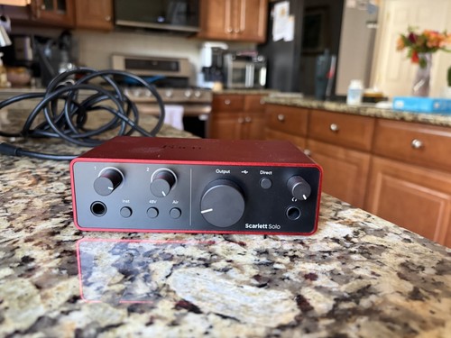 Focusrite scarlett solo - solo, 4a