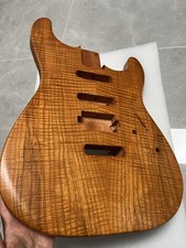 AAAAA Nuovo corpo chitarra