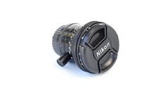 [N come nuovo] obiettivo nikon