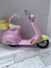 Barbie Vespa Scooter 2016 rosa