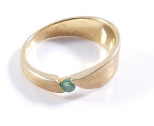 Anello Carvill in argento 925 placcato oro con pietra verde