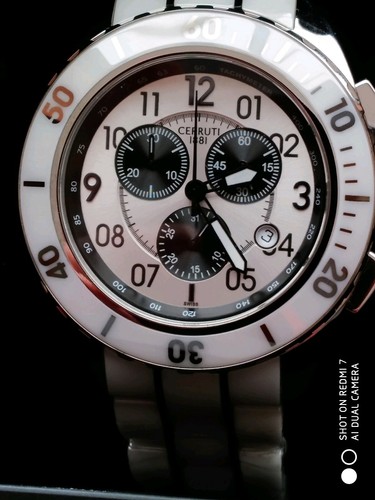 Impresionante reloj cronografo - impresionante,