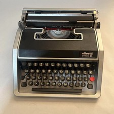Macchina da scrivere Olivetti