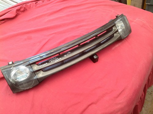 Griglia faro toyota lucida - faro,