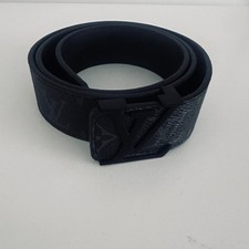 Louis Vuitton LV Initiales