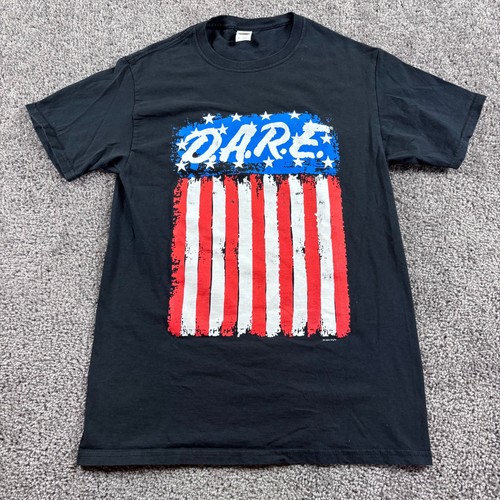 Shirt e to resist - d.a.r.e,