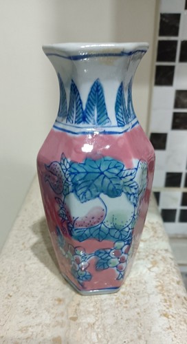Piccolo vaso cinese - , in