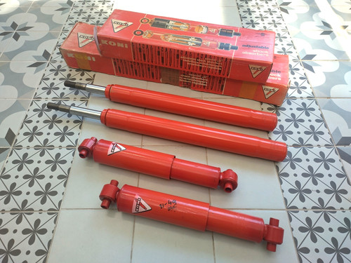 Kit ammortizzatori regolabili