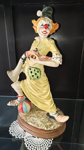Clown capodimonte belcari - capodimonte,