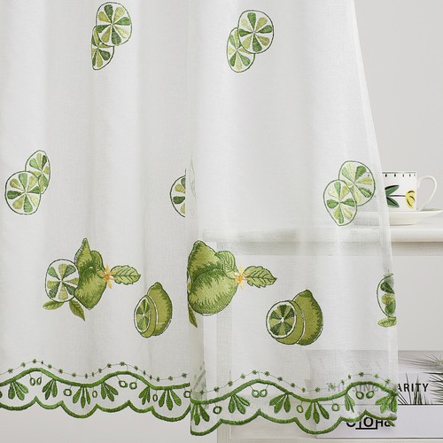 Tenda corta vintage ricamata