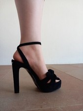 Sandali con tacco in ecopelle