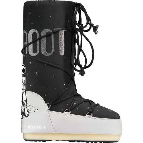 Moon boot space - boot, “space”