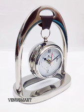 Antico orologio da tavolo