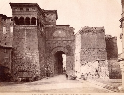 Fratelli alinari perugia - alinari, porta