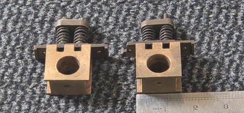 Live steam gauge axle - live,