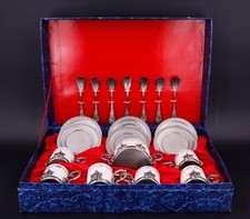 Valigetta in porcellana Capodimonte con 6x tazze/piattini 1960 circa rara#E3