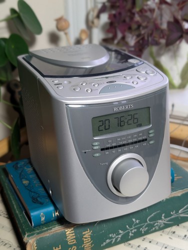Roberts 9926 sound cube - roberts, cr