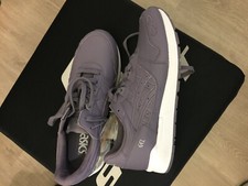 Vendo Scarpa Asics gel saga misura  42,5 nuova