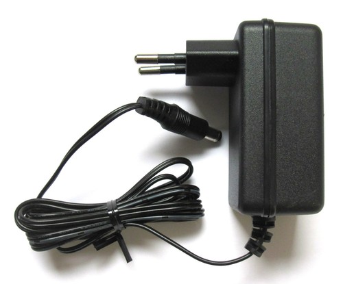 Connettore alimentatore 18v - connettore,