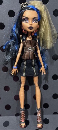 Bambola monster high ridipinta - bambola,