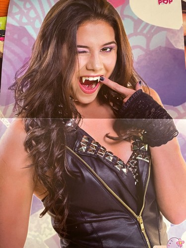 Chica vampiro articoli - chica,