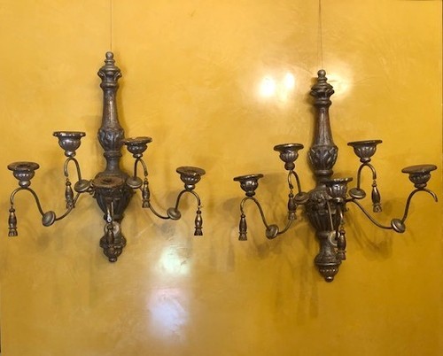 Due importanti lampadari
