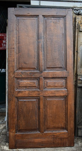 Porta antica chiodata - antica,,