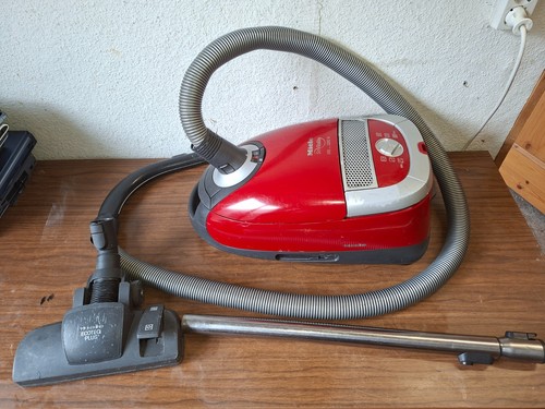 Aspirapolvere miele - aspirapolvere,
