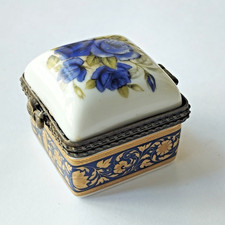 Vintage Scatolina in Porcellana Limoges France