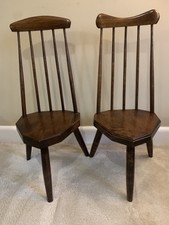 2 piccole sedie antiche in