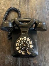 Telefono vintage da parete