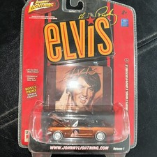 Johnny Lightning 2007 Elvis '65 Ford Mustang Cabrio - MOC