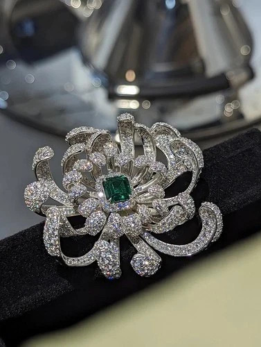 Spilla fiore petalo - , smeraldo