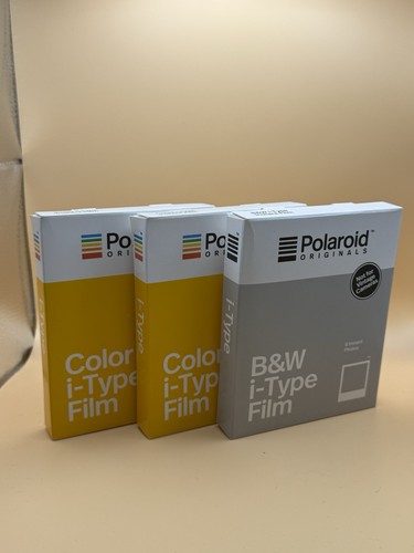 Polaroid type film pack - i-type,