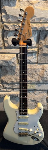 Fender squire stratocaster mij - squire,
