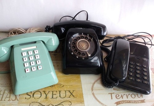 Showa retro black telephone - showa,