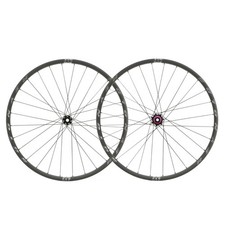Set ruote Reynolds Blacklabel
