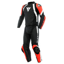 Dainese Avro 4 2 pezzi Tuta in pelle, black-matt/fluo-red/white, taglia 52, sgombero magazzino