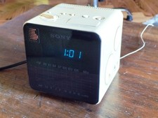 Radiosveglia Sony vintage mod. DIGICUBE , Funzionante