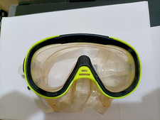 Maschera subacquea gialla-nera