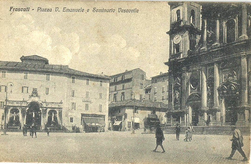 Frascati piazza emanuele - -,