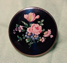 Bello ed integro portacipria