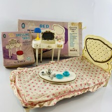 Toeletta e accessori letto