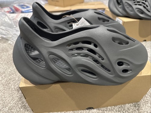 Yeezy adidas foam - adidas, runner