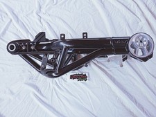 Forcellone Benelli TNT-TreK